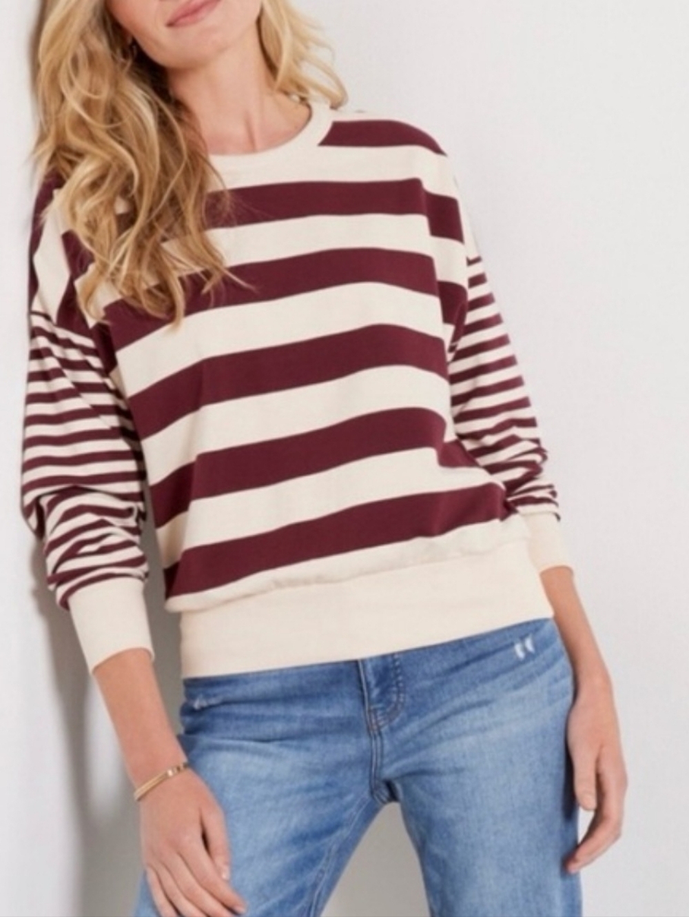 EVEREVE Striped Slouchy Crew in Burgundy and Cream.
